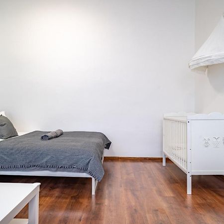 Family Apartment Острава Екстериор снимка