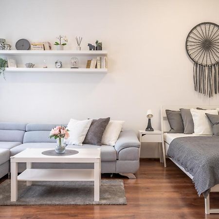 Family Apartment Острава Екстериор снимка