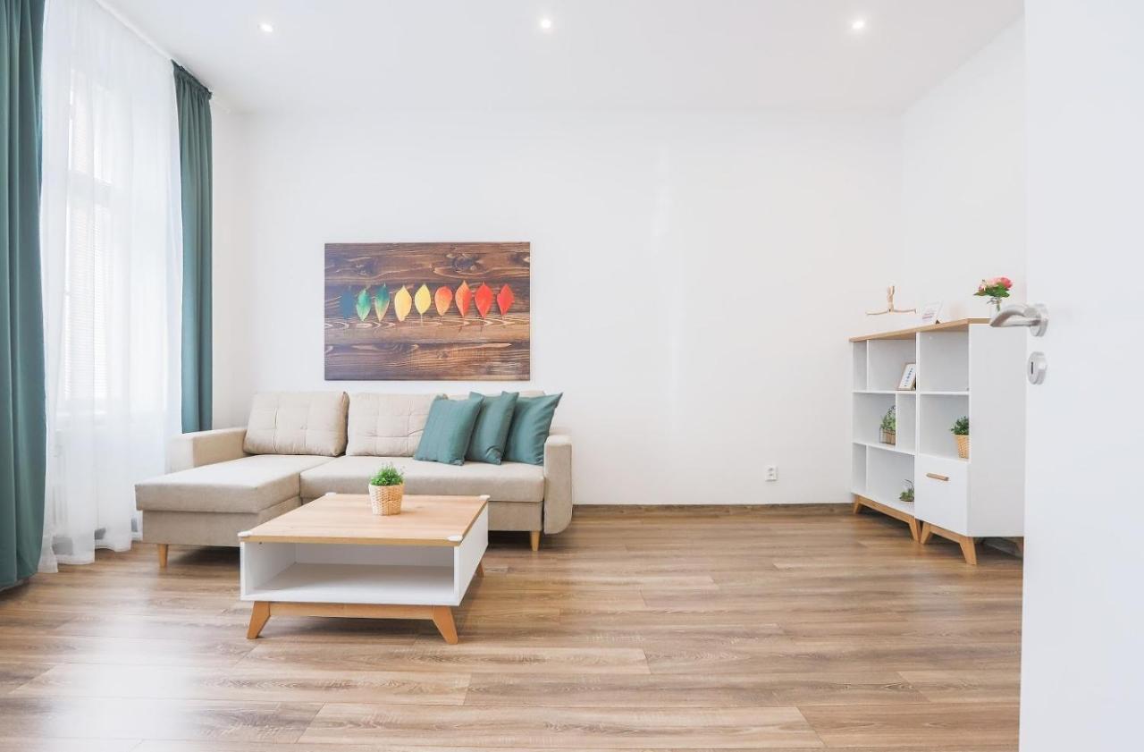 Family Apartment Острава Екстериор снимка