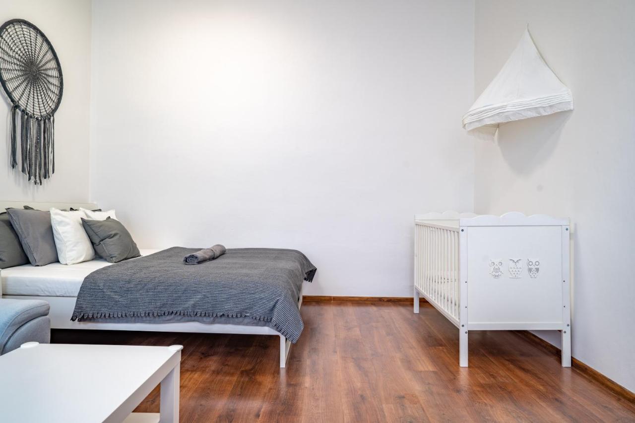 Family Apartment Острава Екстериор снимка