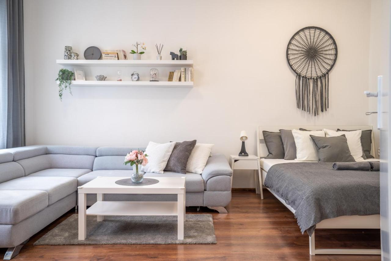 Family Apartment Острава Екстериор снимка