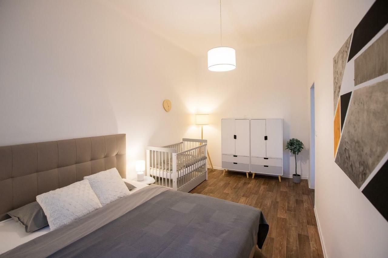 Family Apartment Острава Екстериор снимка